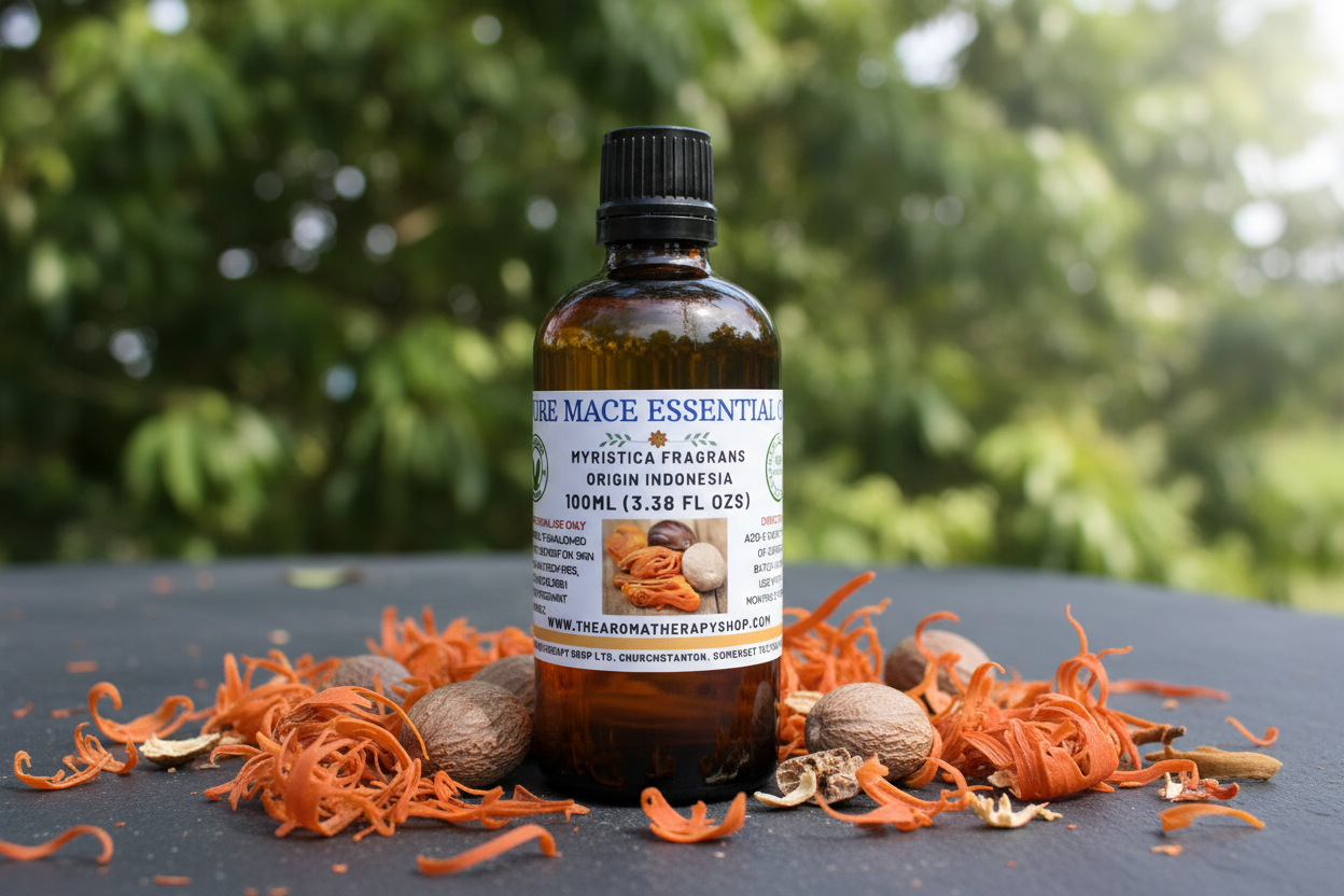 Pure Mace Essential Oil 100ml Showcase